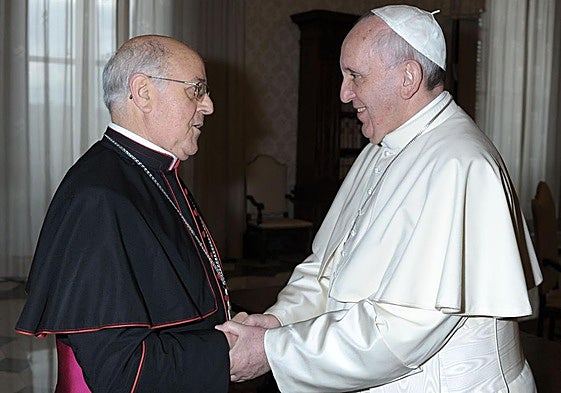 Ricardo Blázquez, junto al Papa Francisco en 2014.