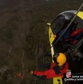 Rescatadas en helicóptero dos personas que se hallaban indispuestas en Tosande