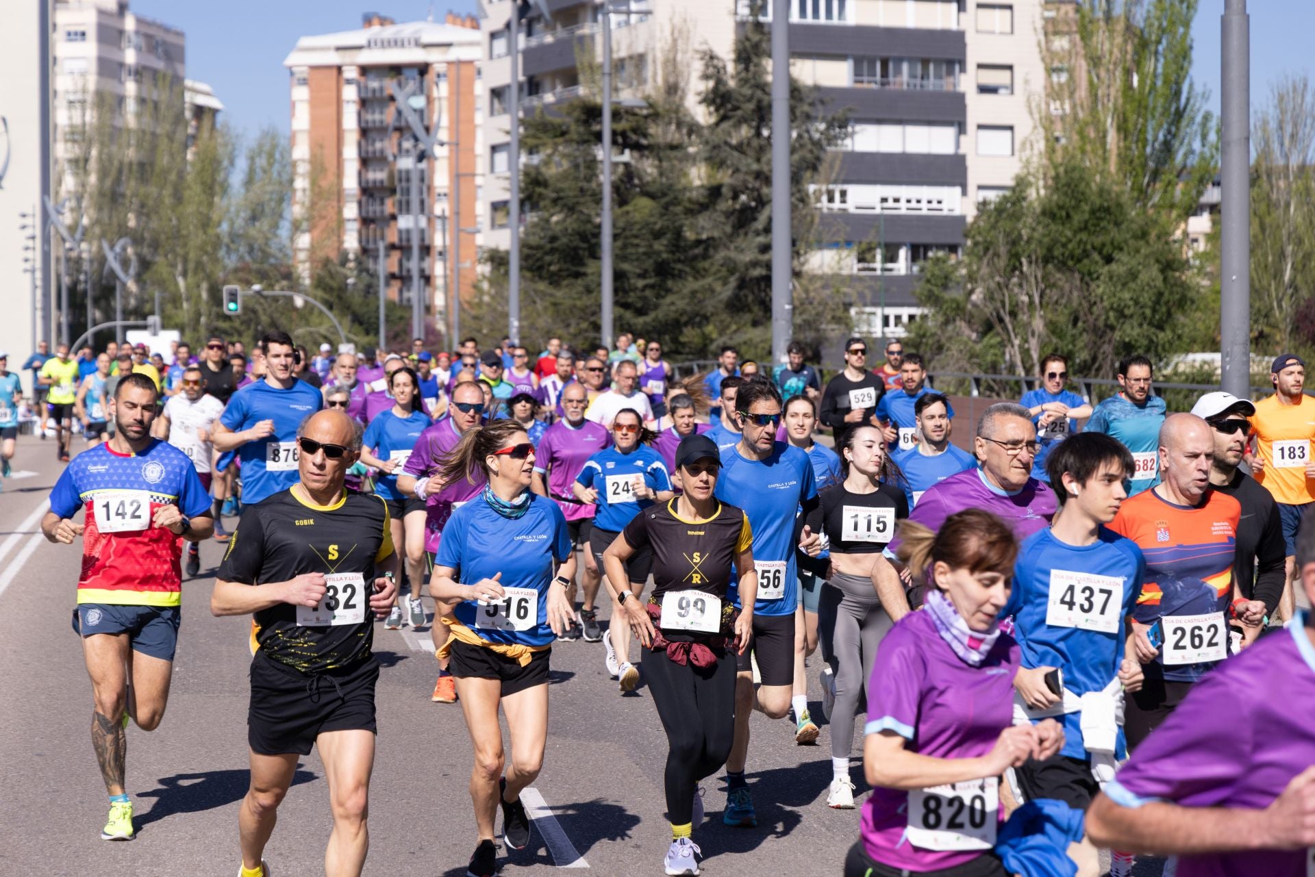 Carrera y marcha por el Día de Castilla y León y cross de la Policía Municipal