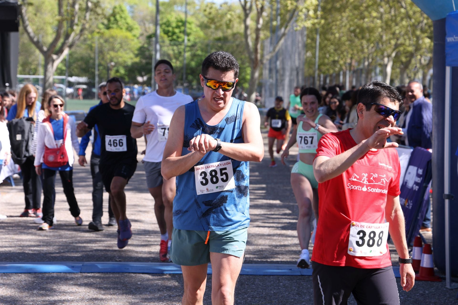 Carrera y marcha por el Día de Castilla y León y cross de la Policía Municipal
