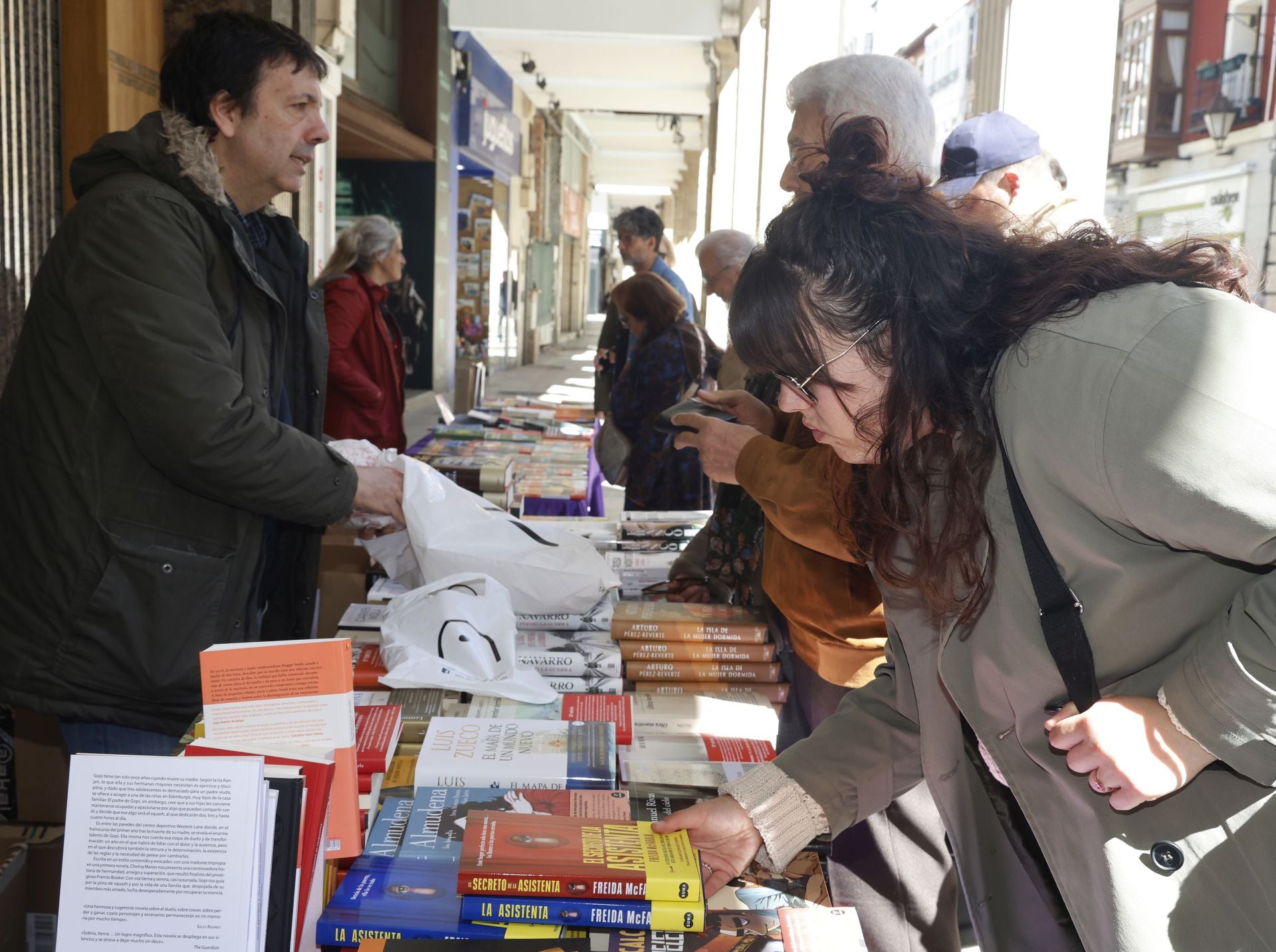 Los libros toman la Calle Mayor de Palencia