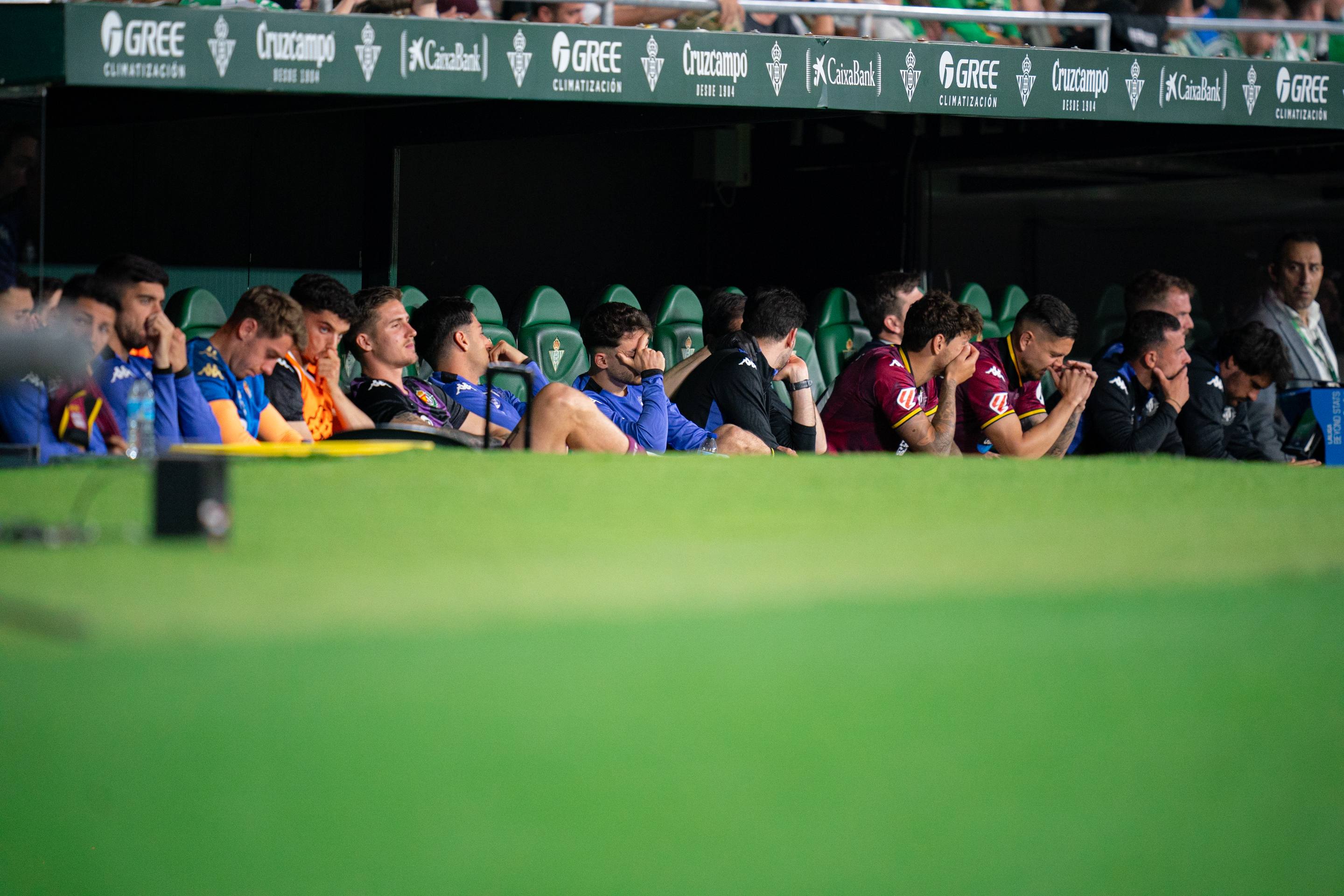 La derrota del descenso ante el Betis, en imágenes