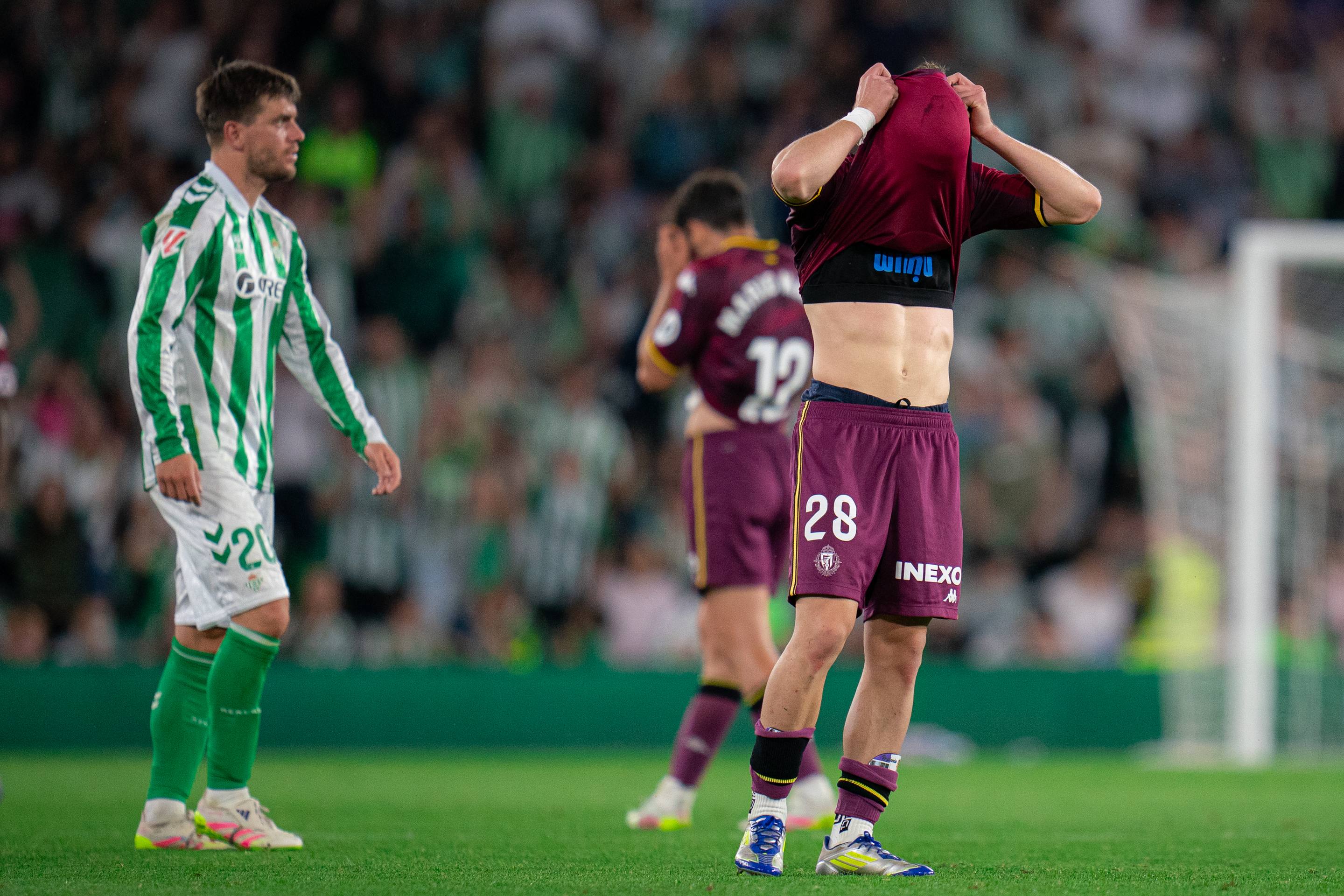 La derrota del descenso ante el Betis, en imágenes
