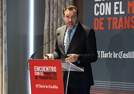 El ministro de Transportes y Movilidad Sostenible, Óscar Puente, durante su presentación inicial en el desayuno informativo de El Norte de Castilla.