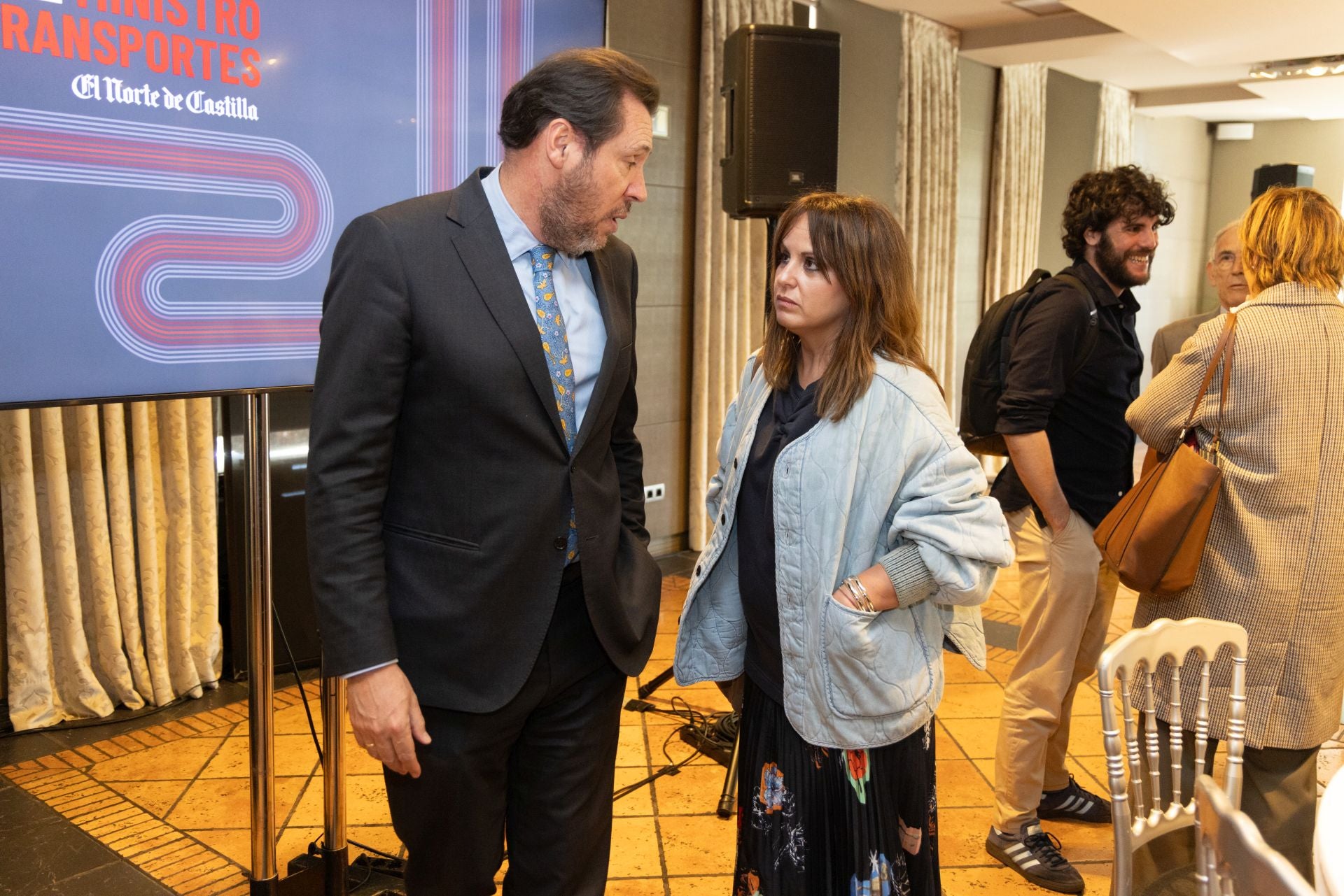 Óscar Puente: «Carlos Martínez es un líder autónomo»
