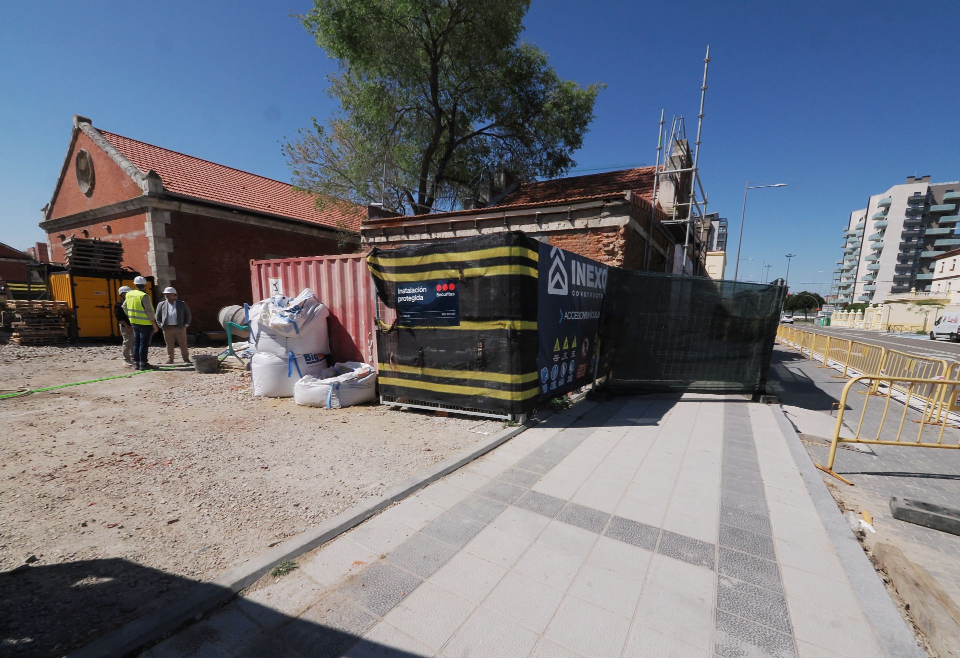 Obras en el Paseo de Arco de Ladrillo de Valladolid para construir pisos para jóvenes