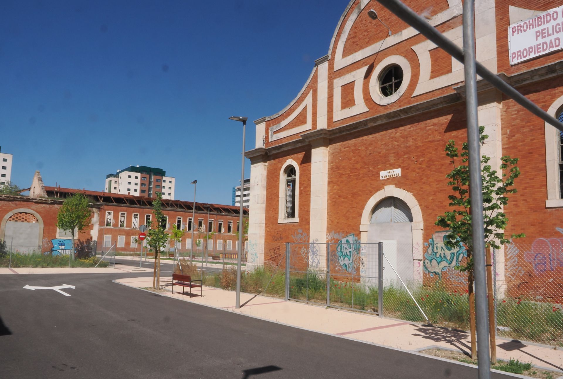 Obras en el Paseo de Arco de Ladrillo de Valladolid para construir pisos para jóvenes