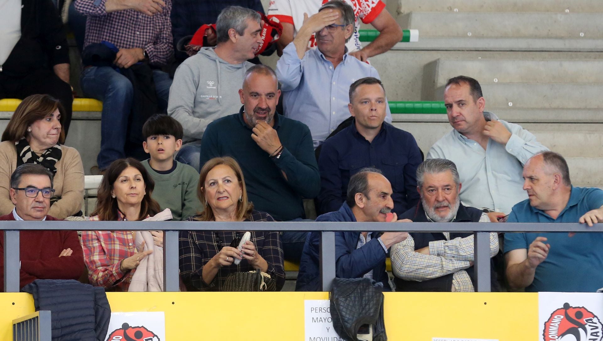 Fotografías de la victoria del Nava ante el Cangas