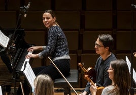 Judith Jáuregui durante la grabación de 'Homeland', su último disco con la OSCyL en el Auditorio Miguel Delibes.