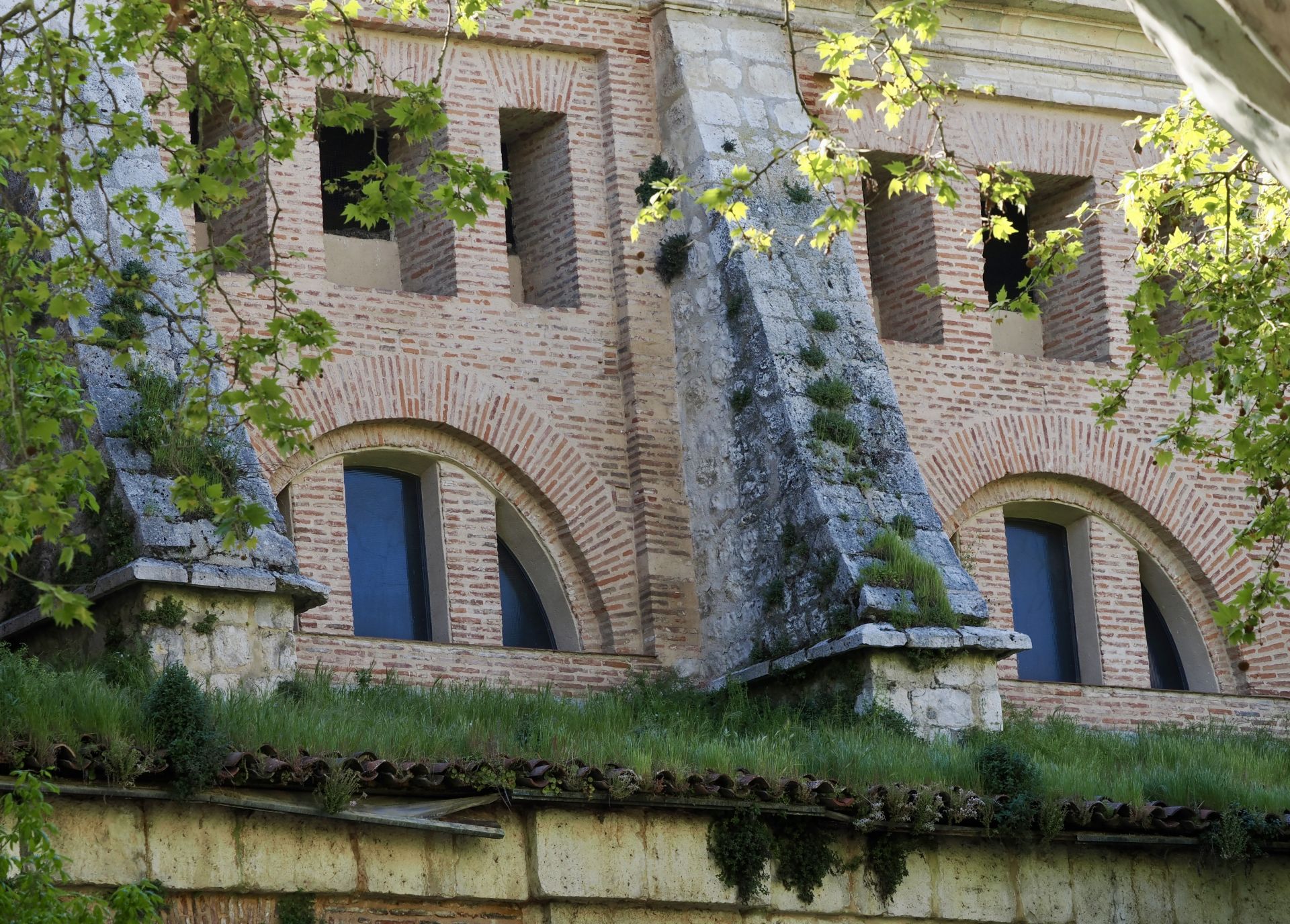 Estado de la cubierta y del entorno del Monasterio de las Huelgas