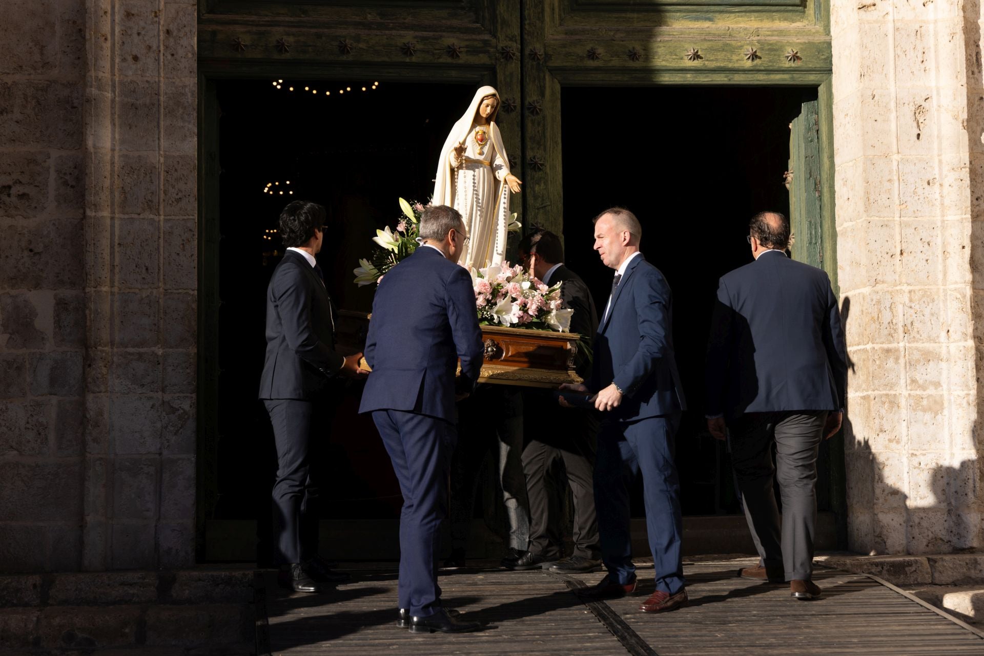 La procesión de la Divina Misericordia, en imágenes
