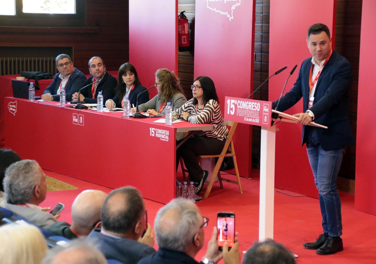 El PSOE de León inicia su congreso provincial con la ausencia de Zapatero por un problema de salud
