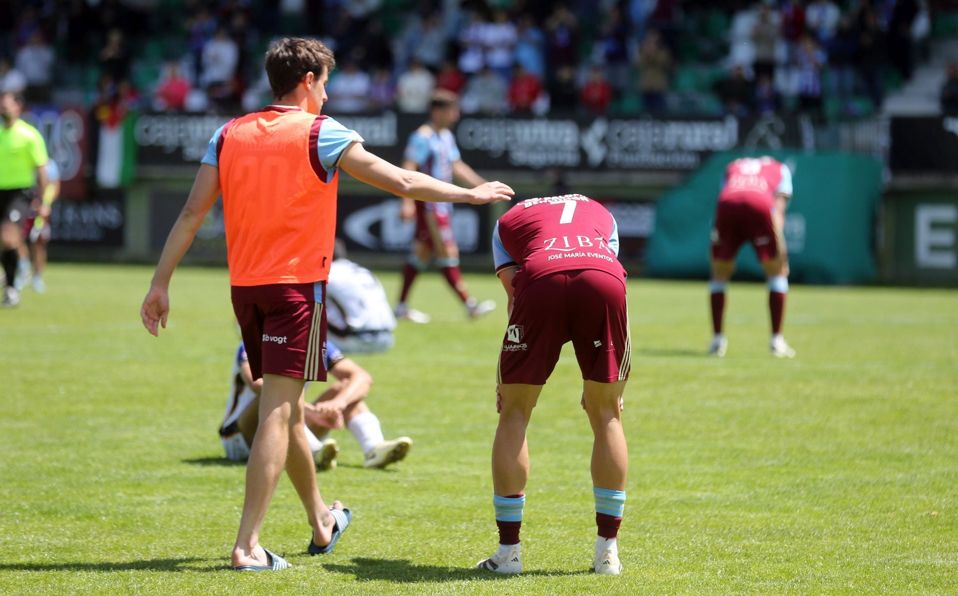 Fotos del partido entre la Segoviana y el Barakaldo