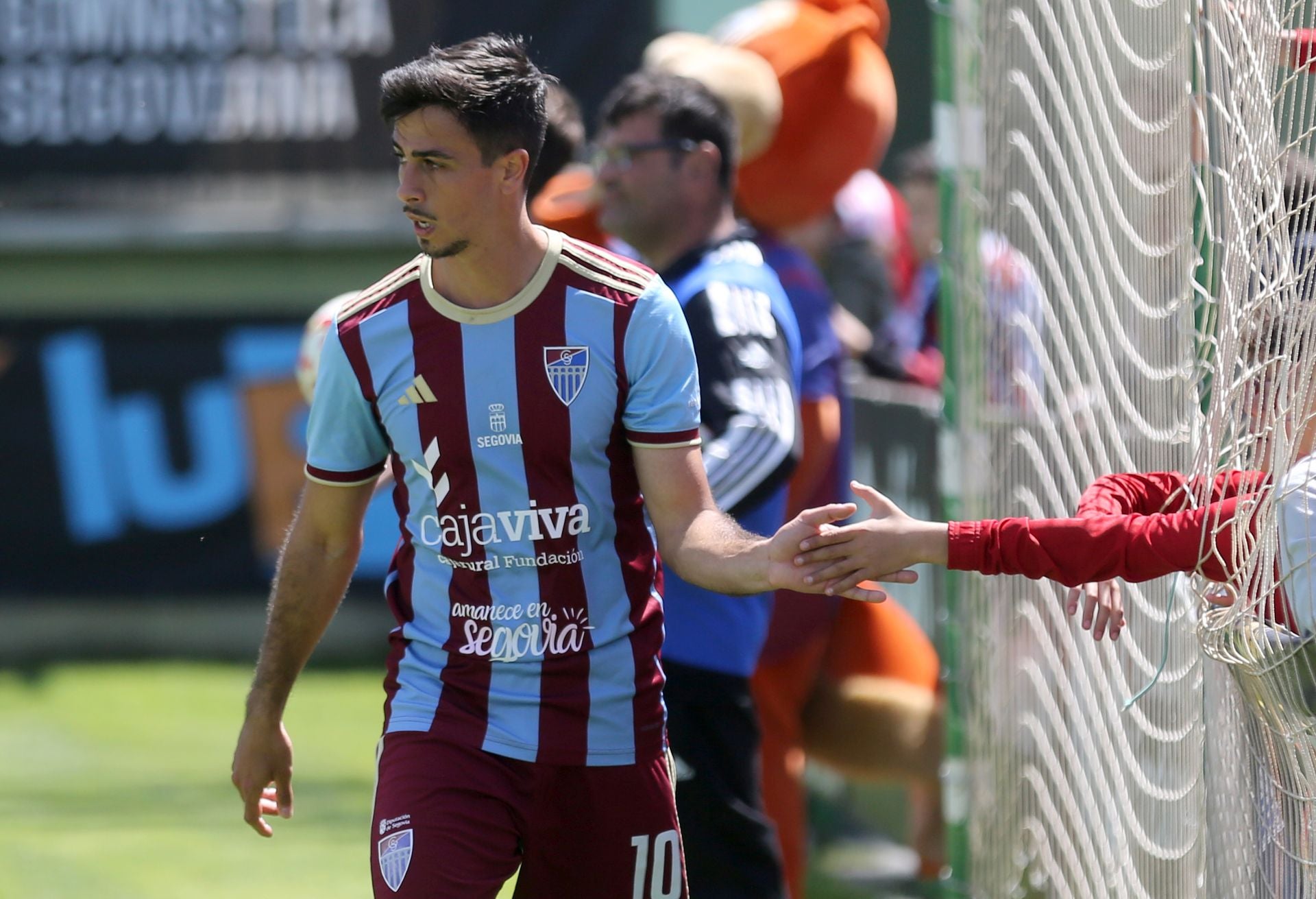 Fotos del partido entre la Segoviana y el Barakaldo