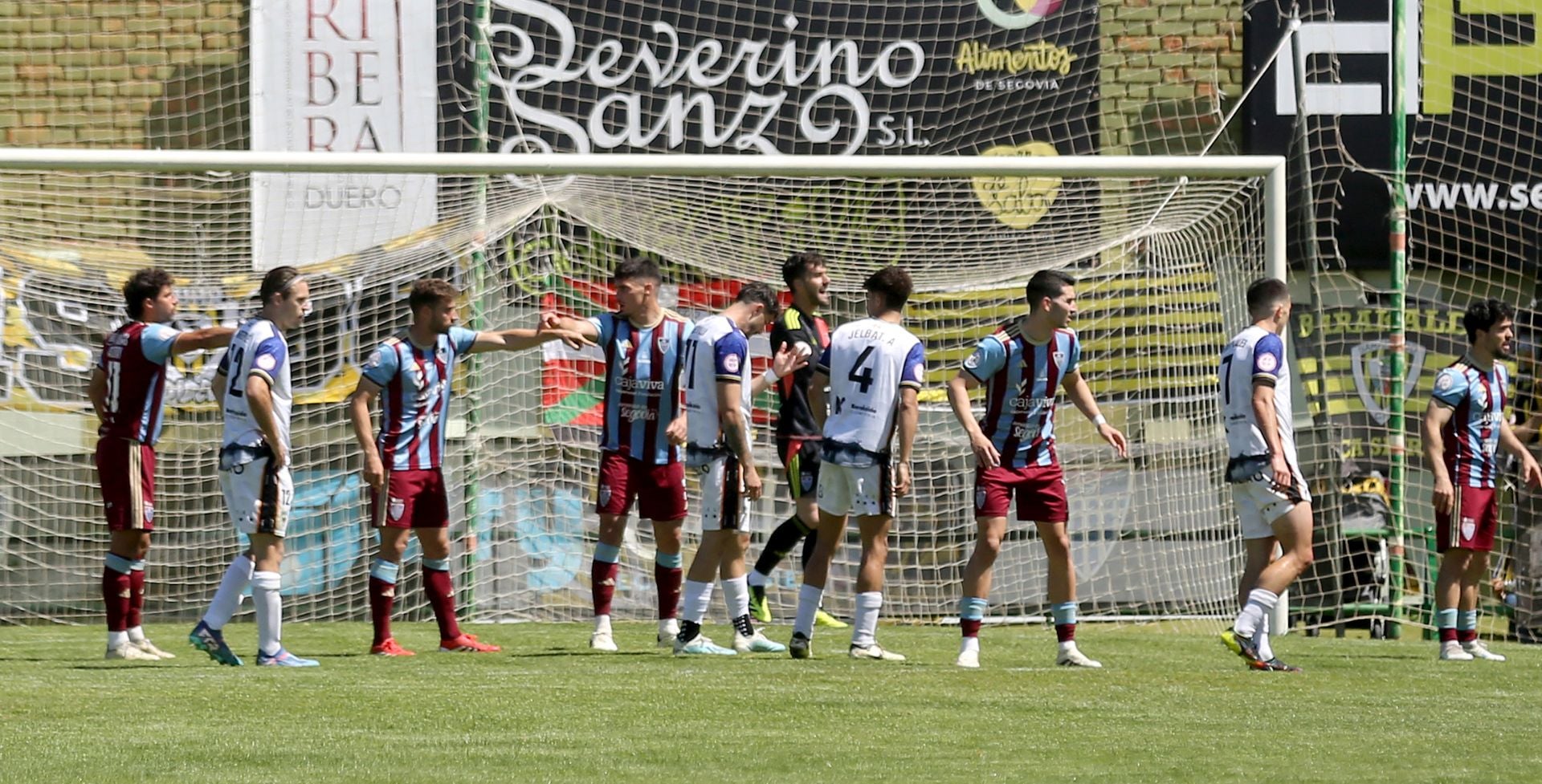 Fotos del partido entre la Segoviana y el Barakaldo