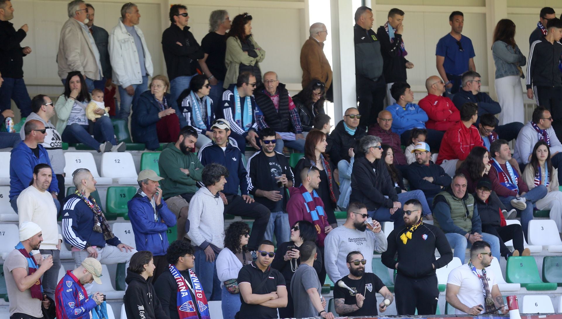 Búscate en La Albuera durante el Segoviana vs Barakaldo