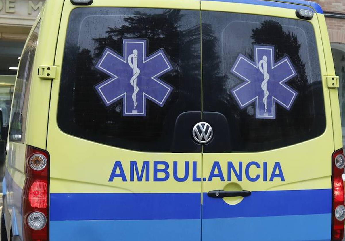 Un conductor de 73 años, herido en la P-240 en Velillas del Duque