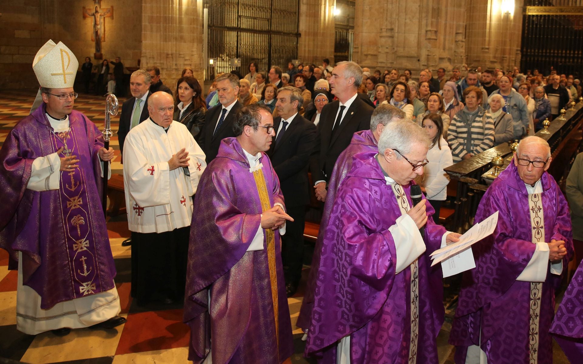 Funeral diocesano en Segovia por el papa Francisco