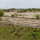 Terrenos donde se asentaba la antigua fábrica de Uralita, en la avenida de Zamora de Valladolid, este miércoles.
