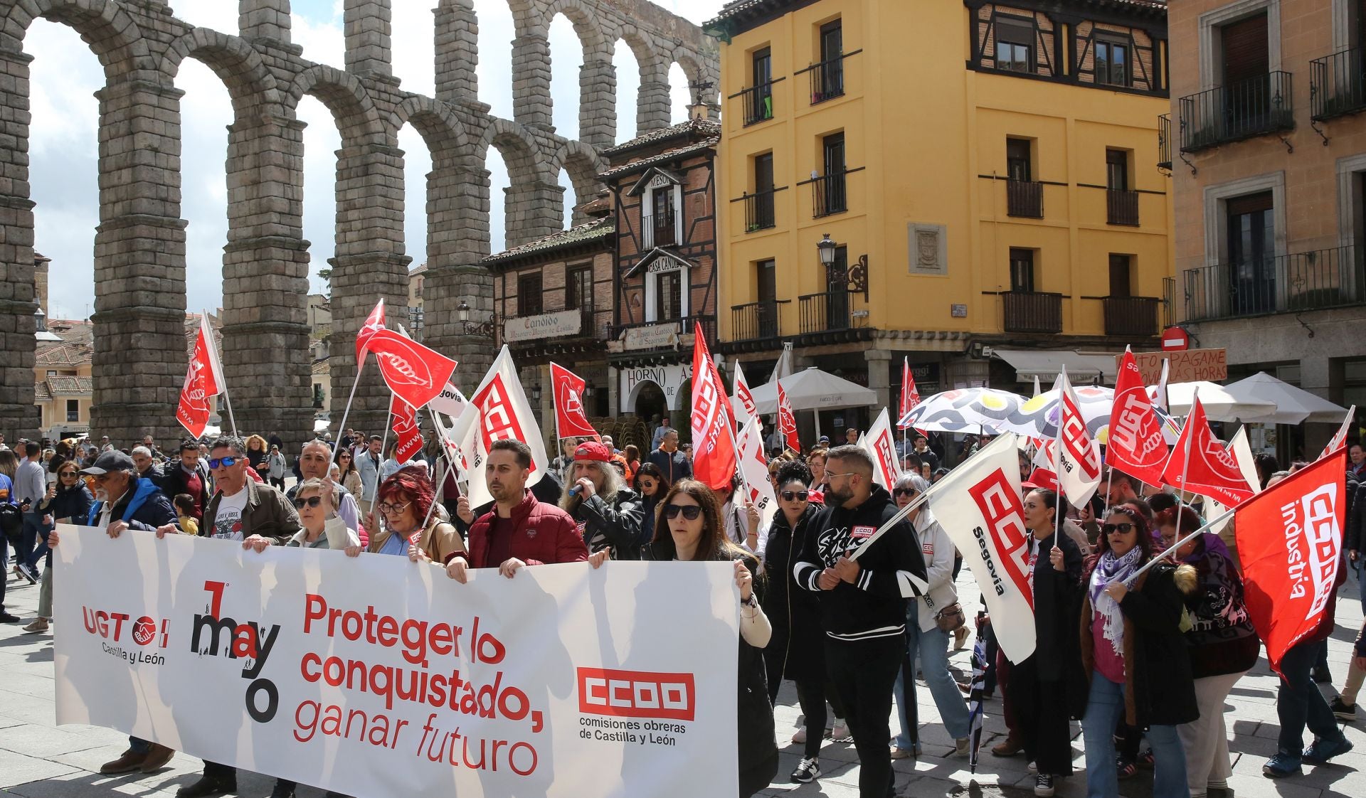 Fotografías de la manifestación del Primero de Mayo en Segovia
