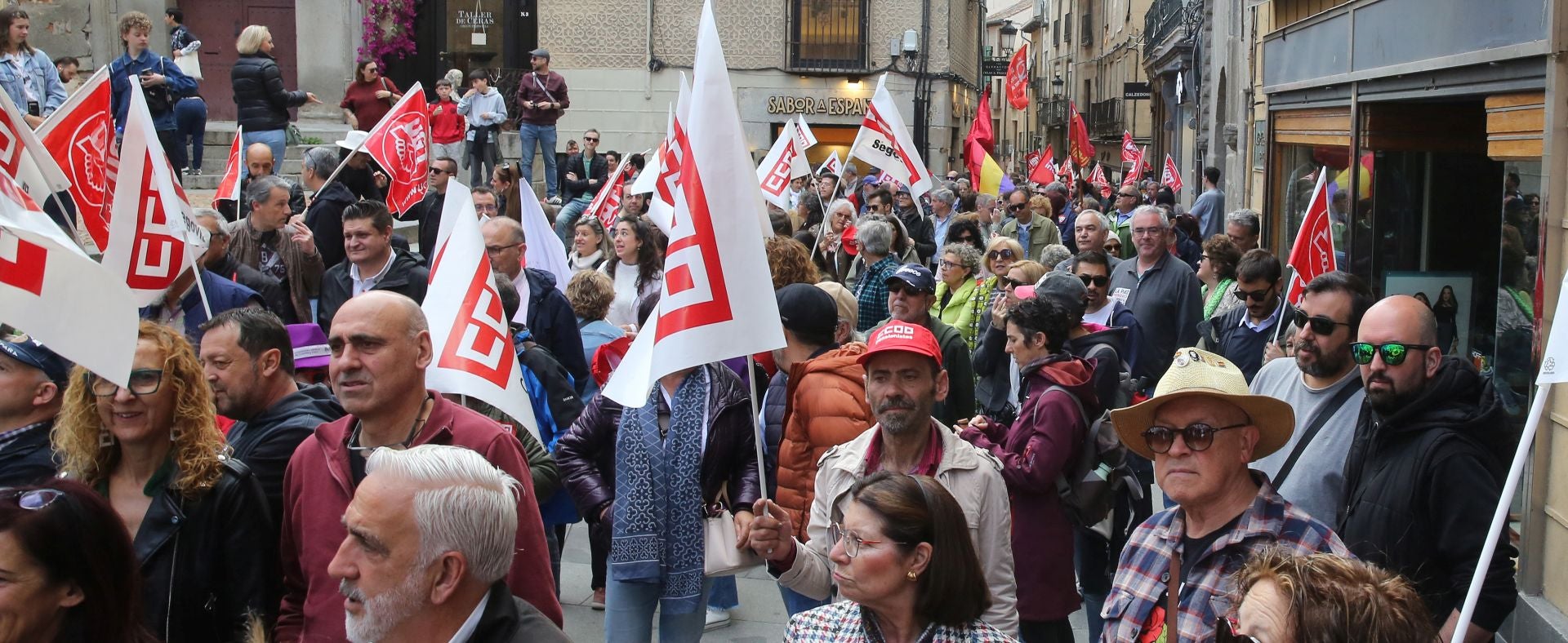 Fotografías de la manifestación del Primero de Mayo en Segovia