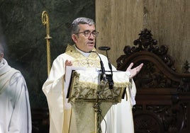 Luis Argüello, durante la misa por el Papa Francisco celebrada el 21 de abril en el Santuario.