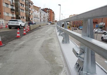 Los quitamiedos ya protegen el viaducto de Arco de Ladrillo al completo