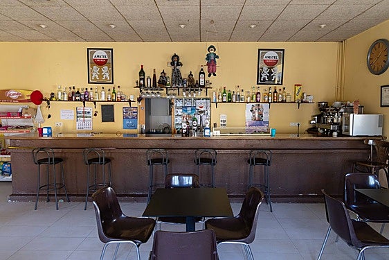 Imagen de archivo de un bar de un pequeño pueblo de Valladolid.