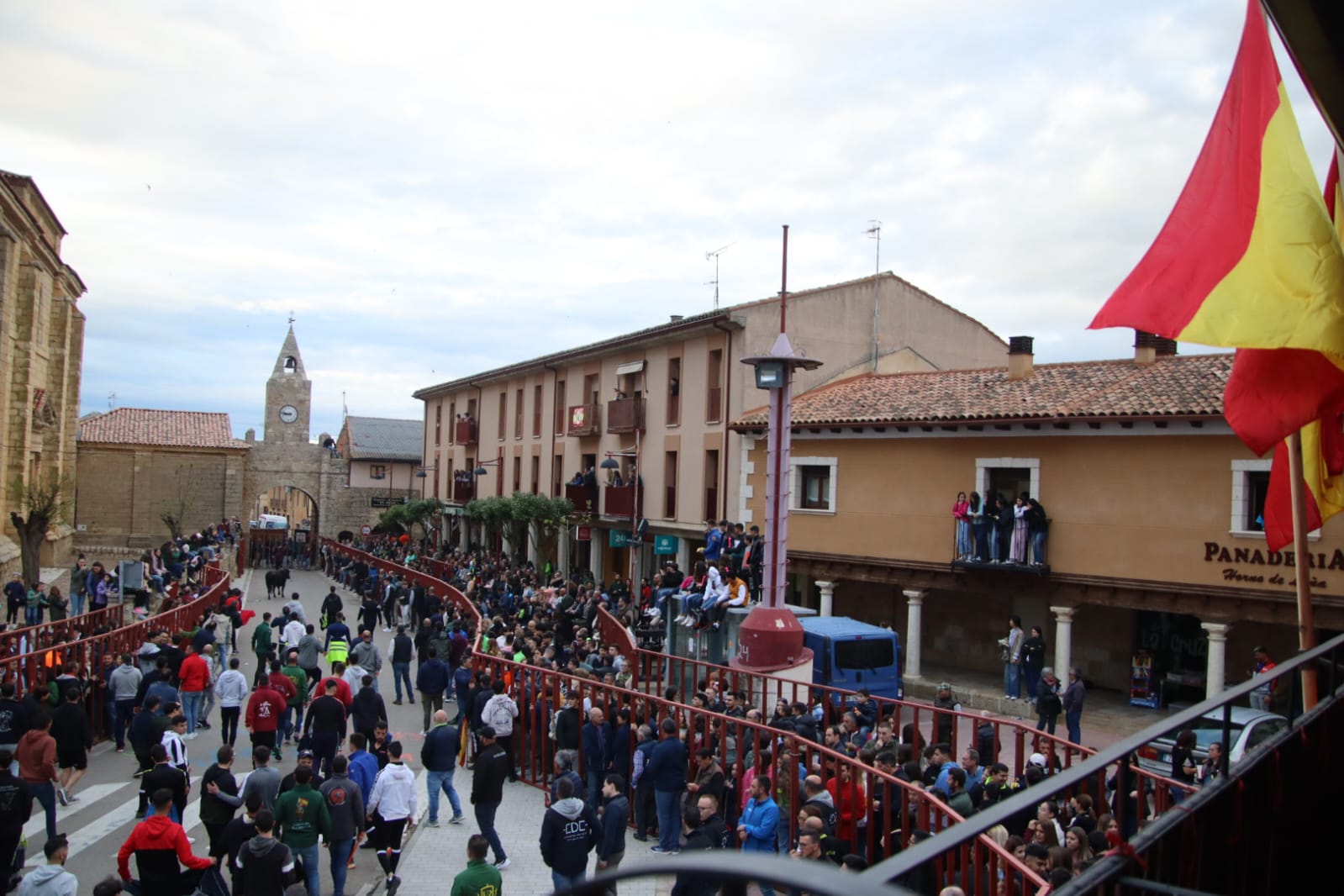 Emoción en Villabrágima con el VII Toro de la Santa Cruz