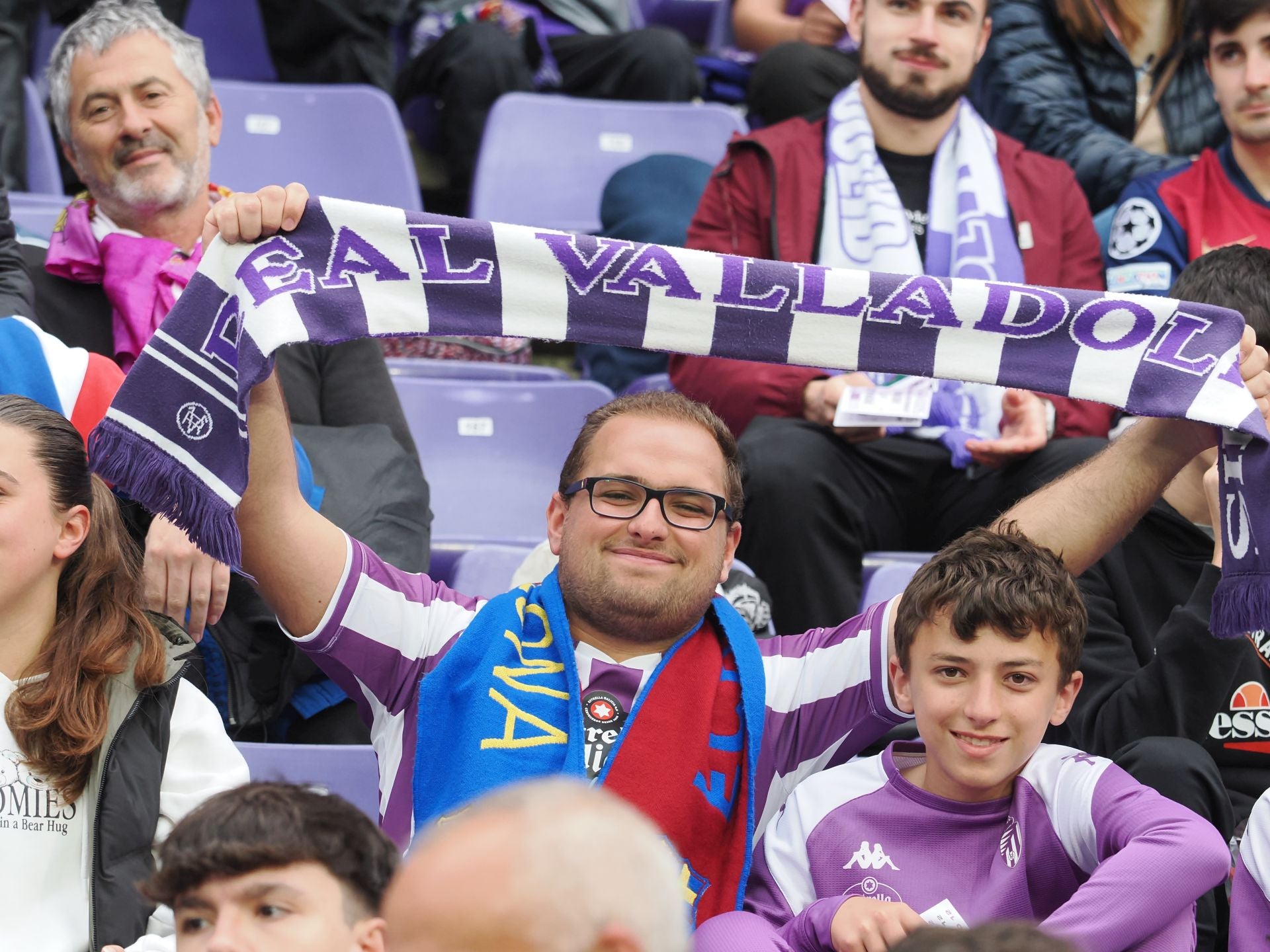 Búscate en la grada del Real Valladolid - FC Barcelona (5/5)