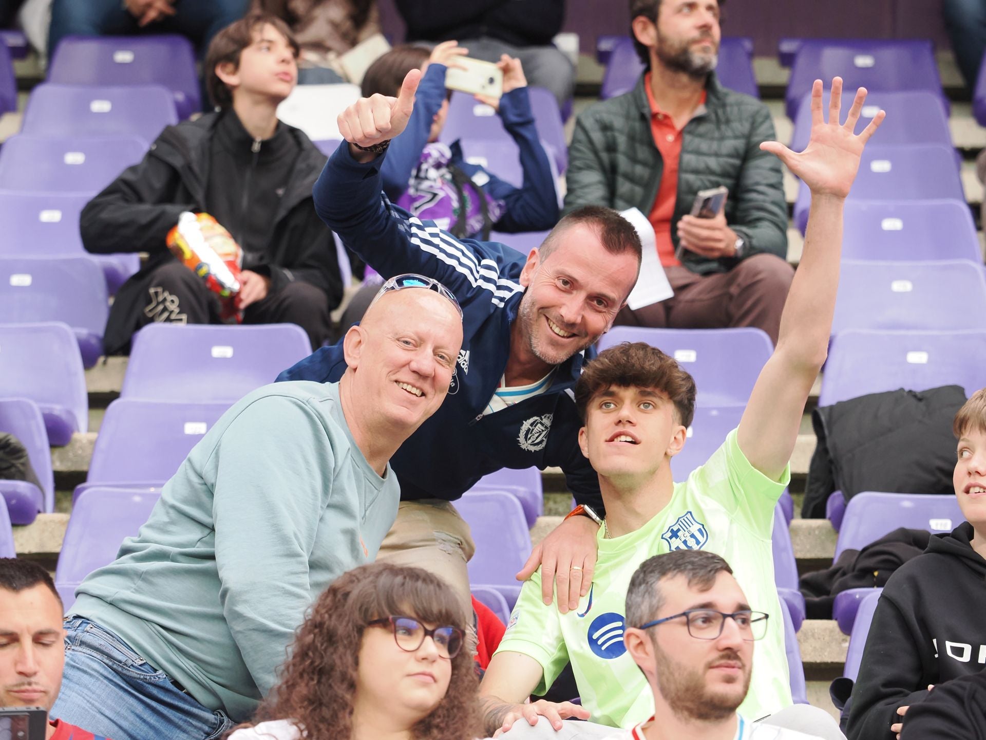 Búscate en la grada del Real Valladolid - FC Barcelona (3/5)