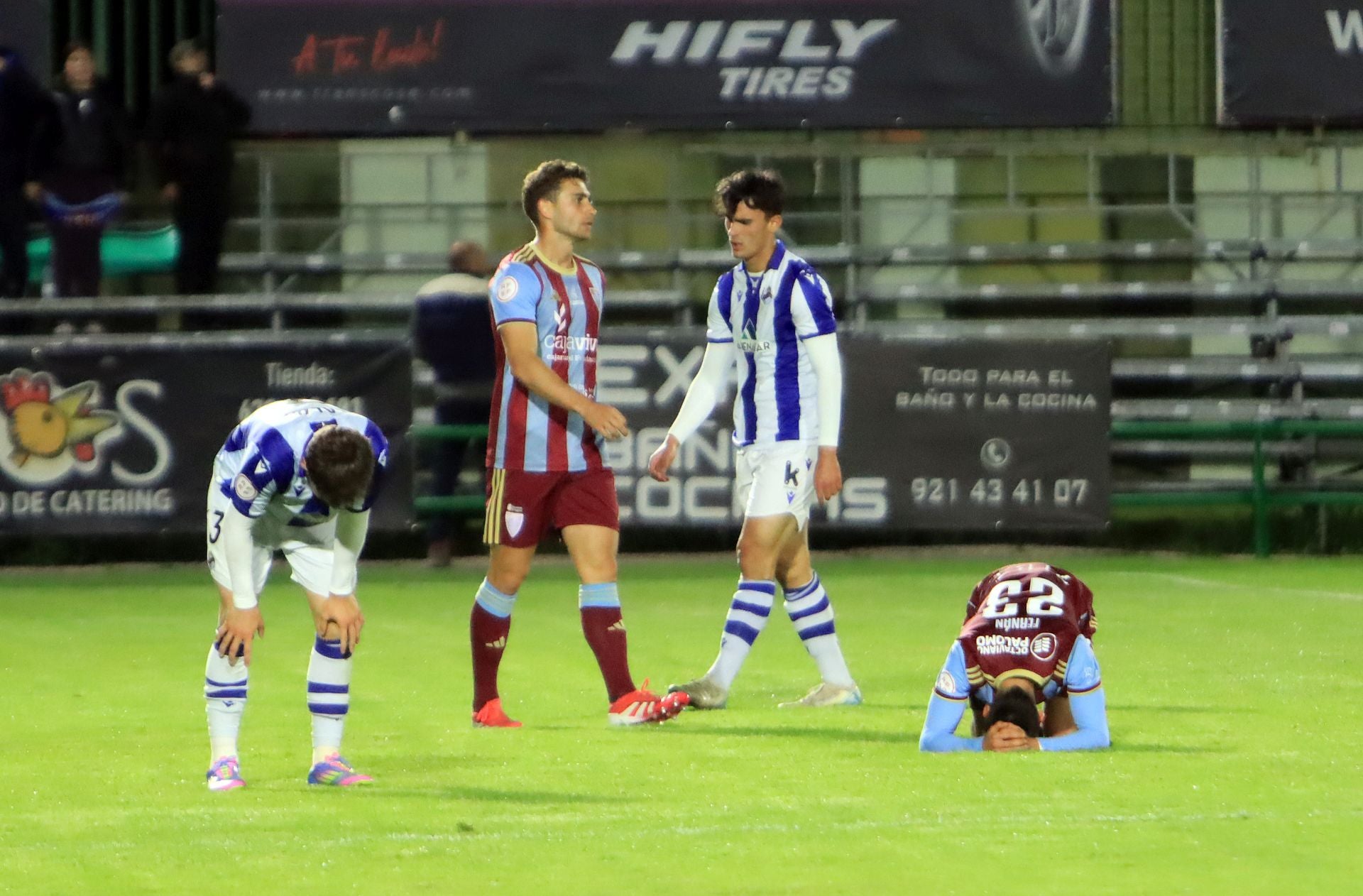 Fotos del empate entre la Segoviana y la Real Sociedad B