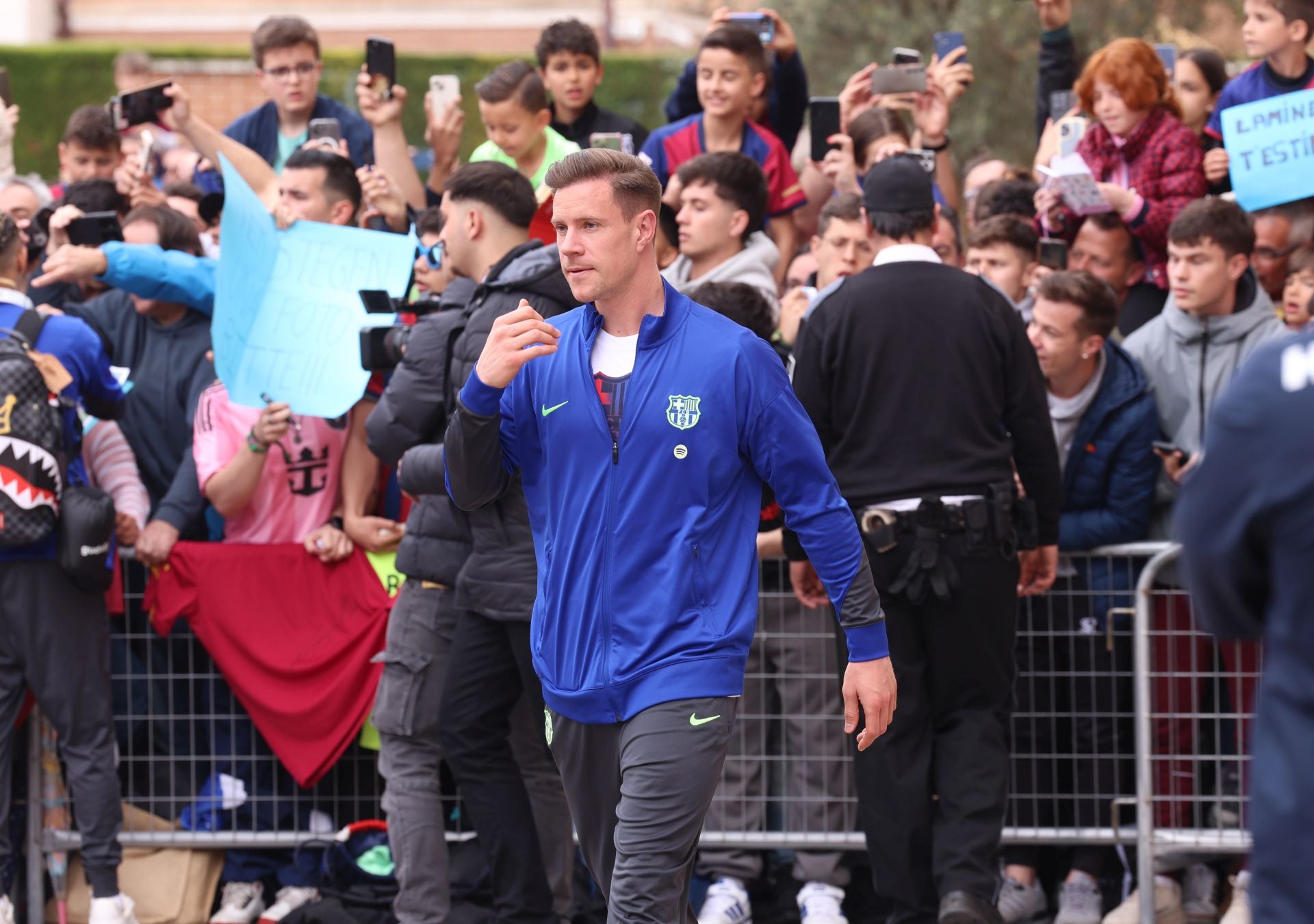 Llegada de los jugadores del Barça al hotel de Valladolid