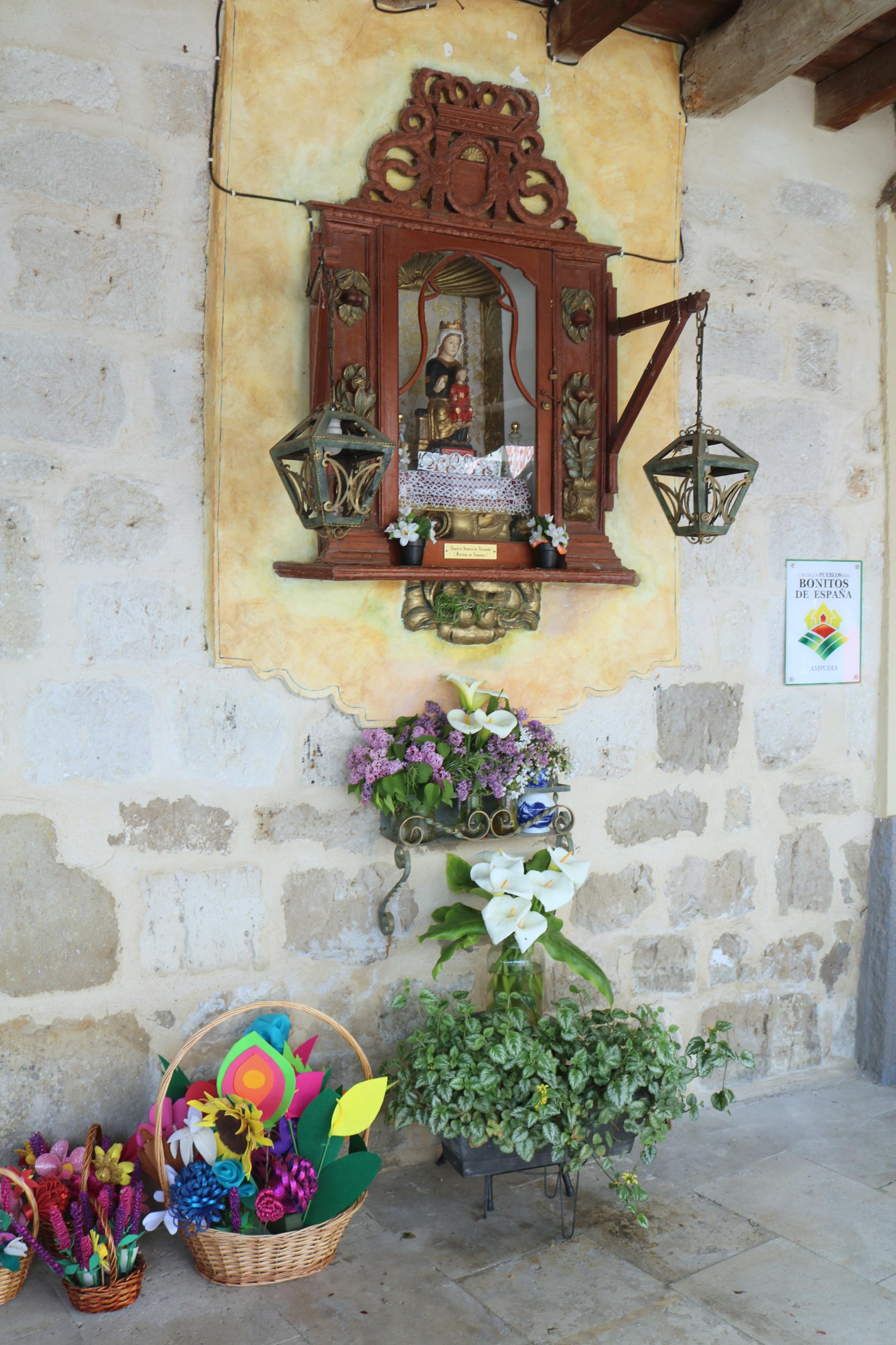 XIV Mercado de la Flor en Ampudia