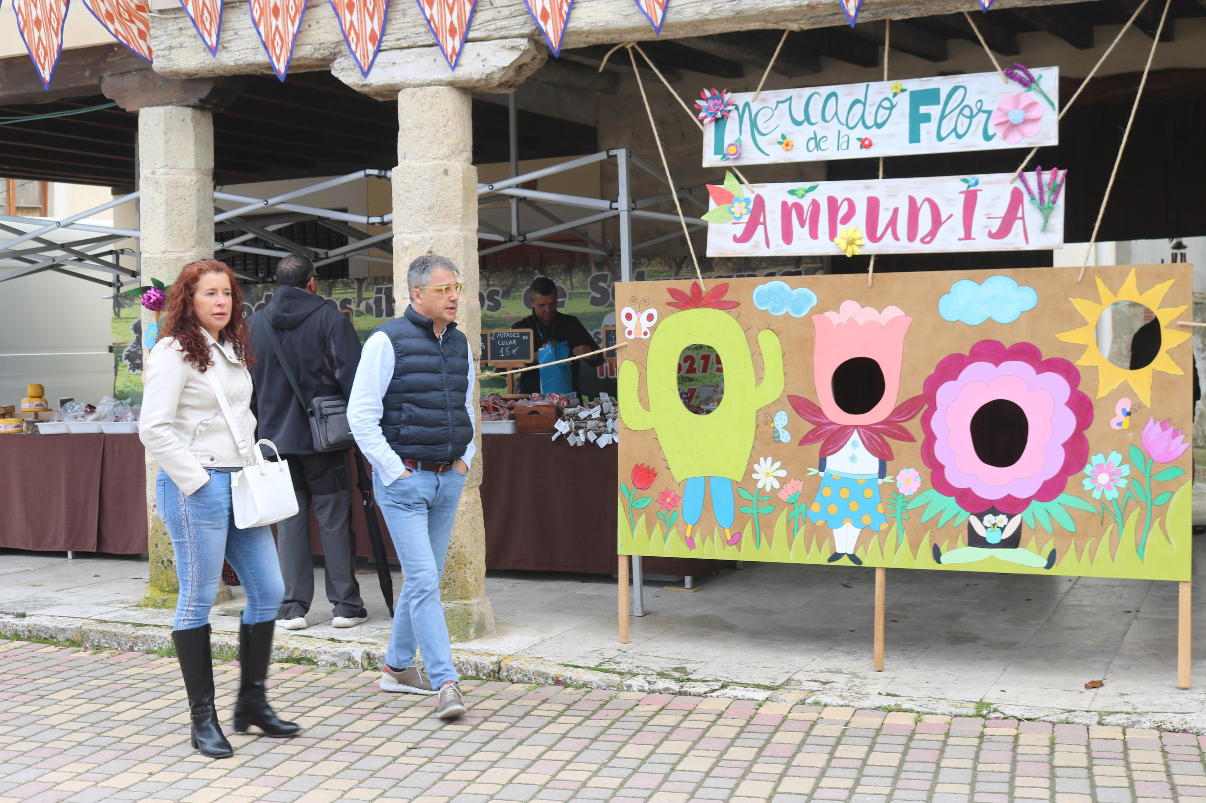 XIV Mercado de la Flor en Ampudia