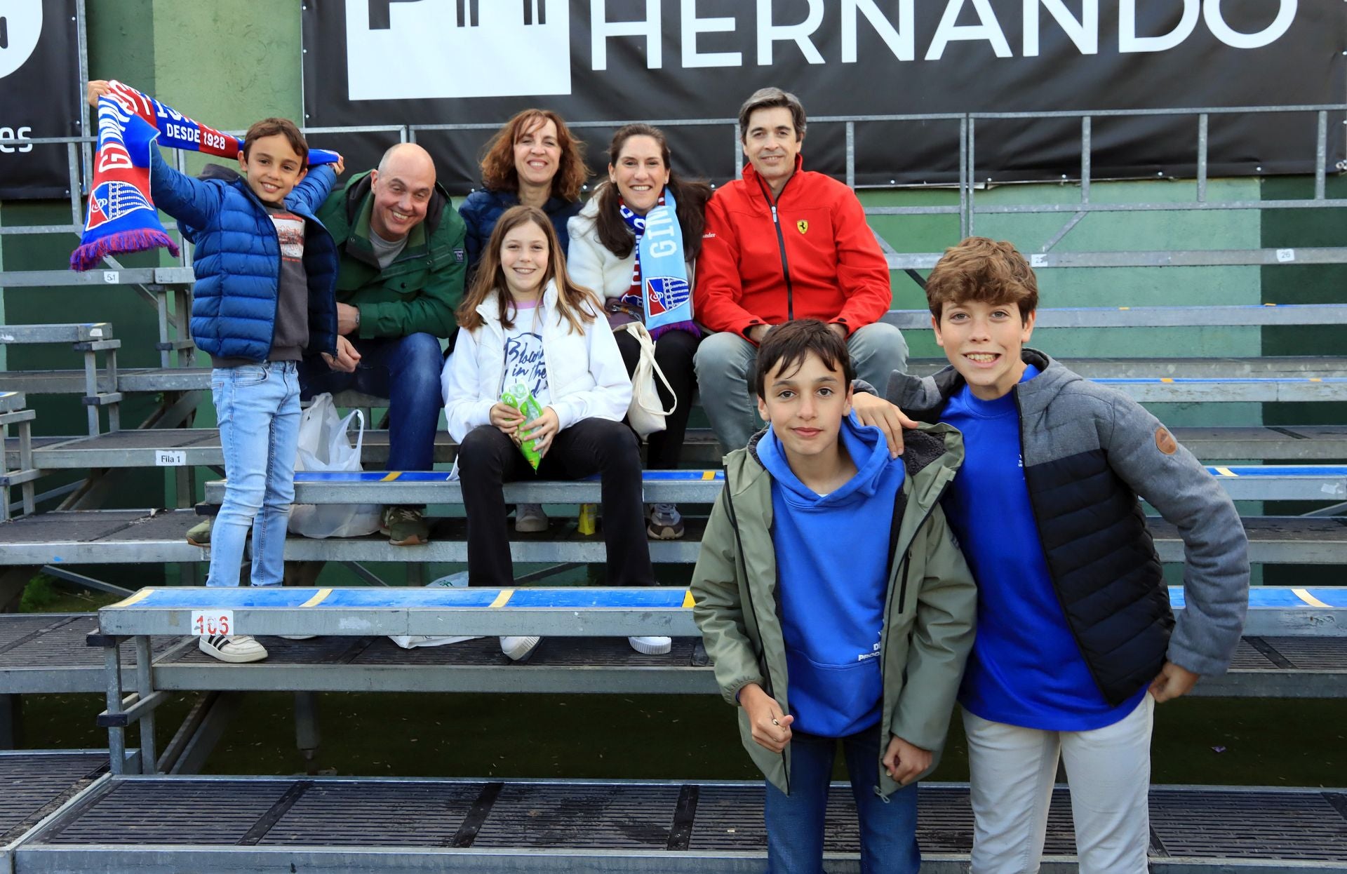 Búscate en las gradas de La Albuera en el Segoviana vs Real Sociedad B