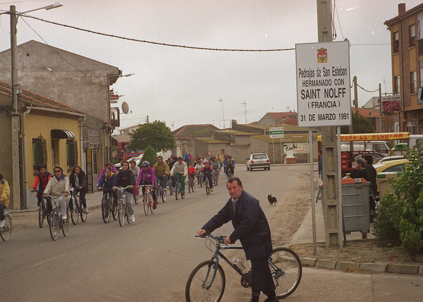Marcha cicloturista de Pedrajas a Alcazarén celebrada en 1998.