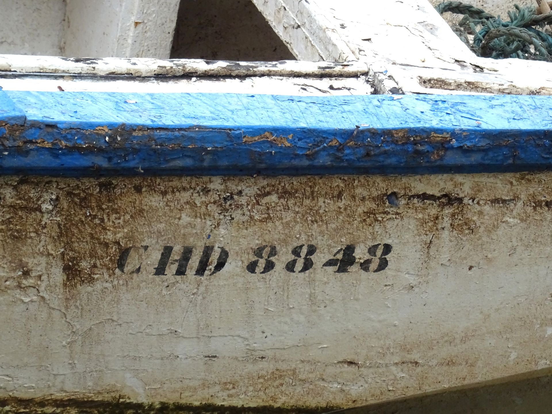 Así está la barca de la Virgen del Carmen