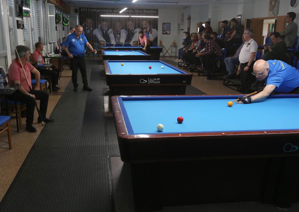 Imagen secundaria 1 - Cataluña se lleva en Valladolid el Campeonato de España de billar a tres bandas