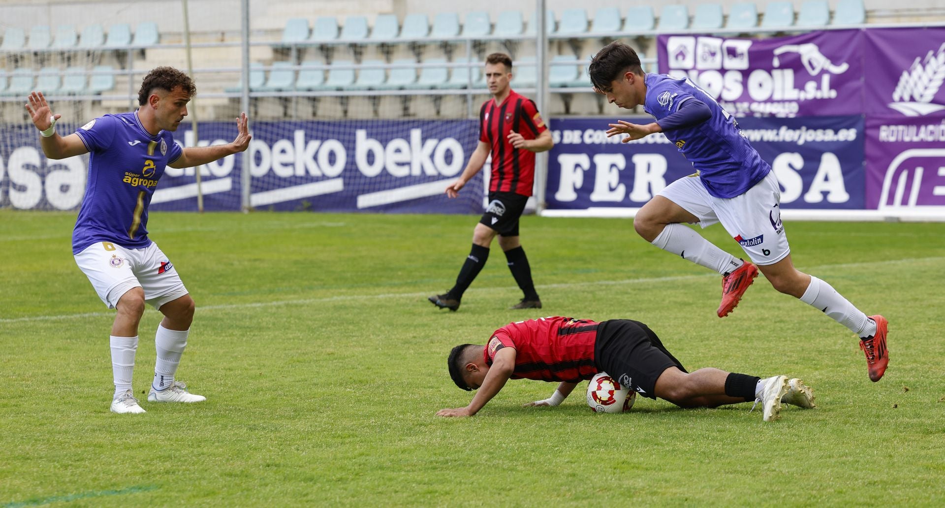 Palencia Cristo 4-1 CD Laguna