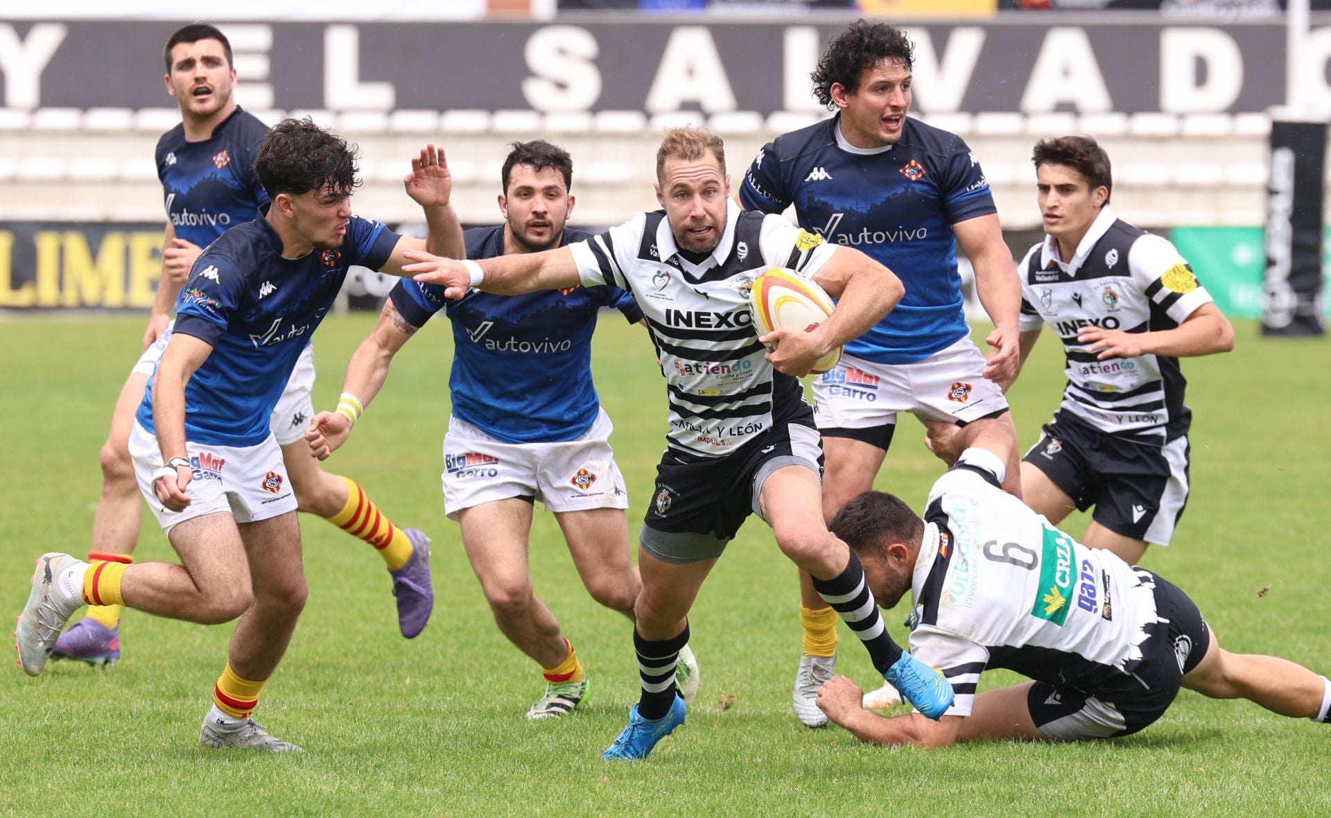 El Salvador 20 - 18 Santboiana