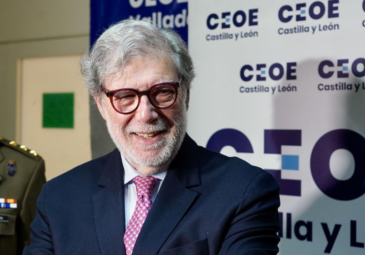 El presidente de CEOE en Castilla y León, Santiago Aparicio, este lunes.