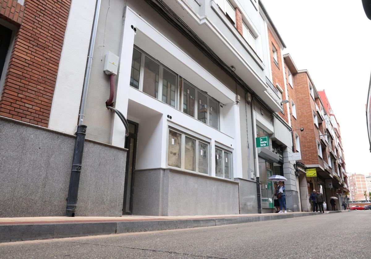 De tienda de electricidad a acoger cuatro viviendas y 35 trasteros junto a Hospital Militar