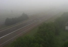 Tramo de la A-62 en la provincia de Palencia, este lunes por la mañana.