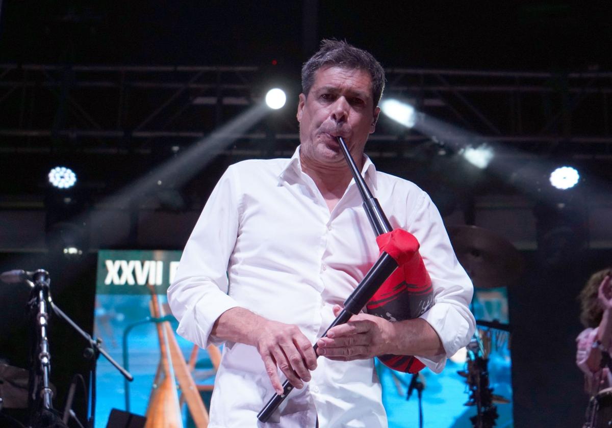«El folk no necesita alcanzar un superventas para hacer giras»