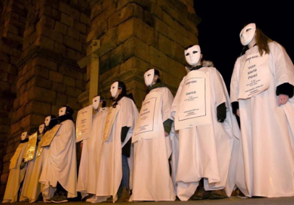 Acto contra la violencia de género a los pies del Acueducto de Segovia el pasado 25 de noviembre.