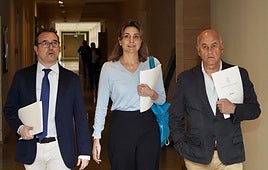 Ricardo Gavilanes y Miguel Ángel García Nieto, del PP, este jueves a su llegada a la Junta de Portavoces.