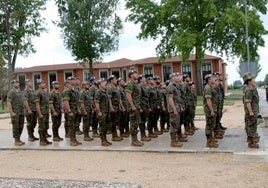 Acto de despedida del contingente de la Operación Flanco Este Eslovaquia (SVK IV), liderado por el Regimiento de Caballería 'Farnesio' Nº12. en la base militar El Empecinado.