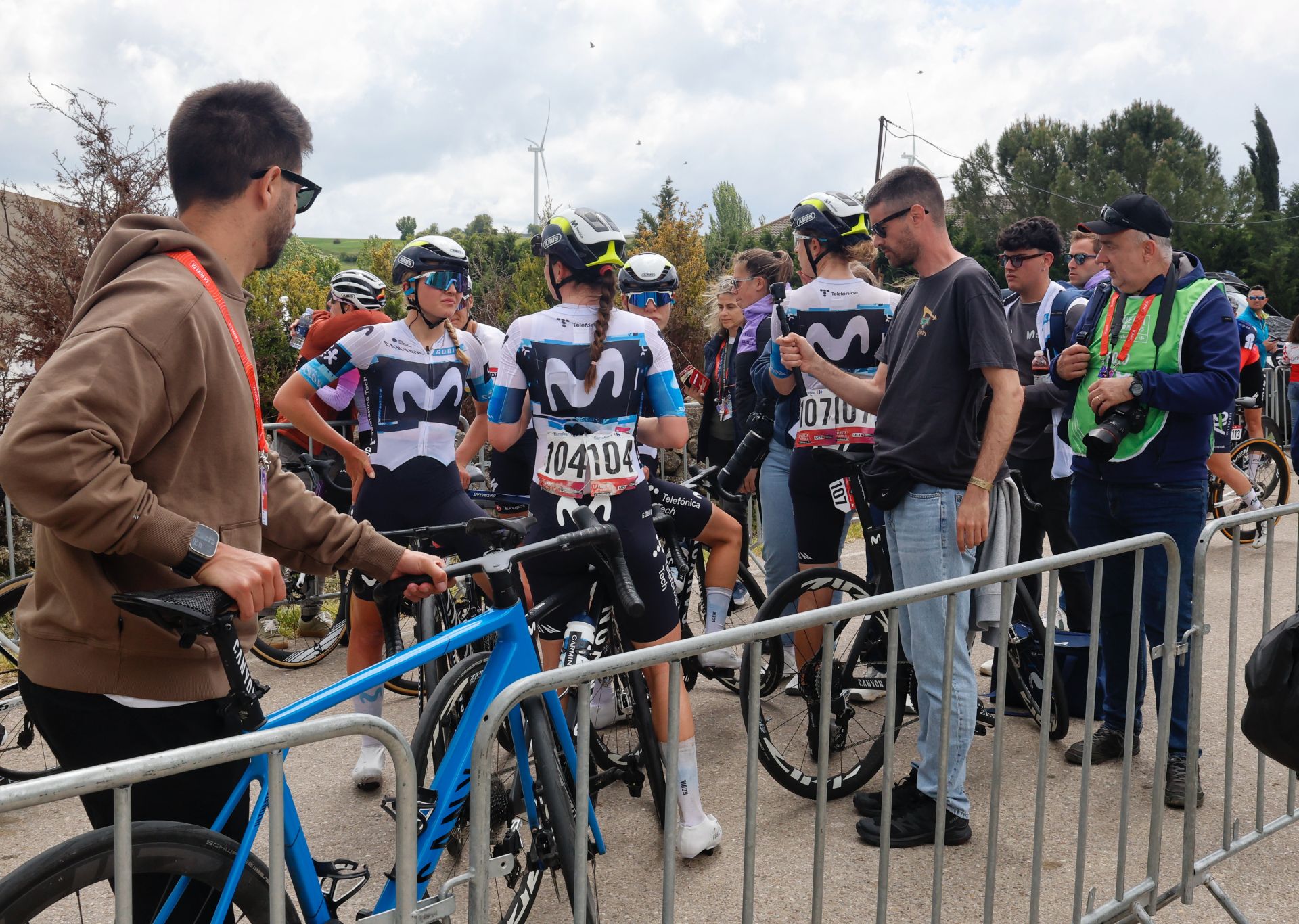 Así ha sido la llegada de La Vuelta Femenina a Baltanás