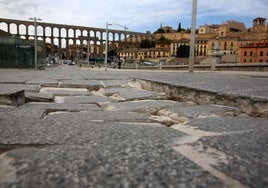 Uno de los baches de Padre Claret.
